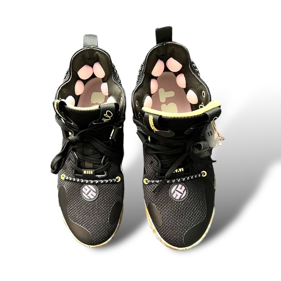 𐙚⋆˚✿˖° Adidas Harden Shoes 𐙚⋆˚✿˖° - Picture 8 of 11
